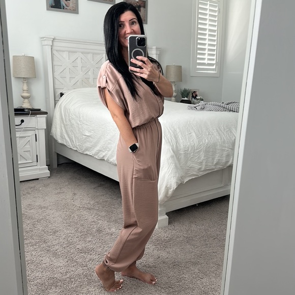 Women’s button up Classy Jogger Jumpsuit - Picture 2 of 4